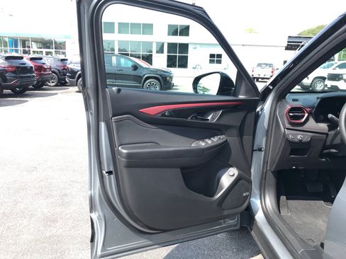 New 2025 Chevrolet TrailBlazer RS w/ Convenience Package image 23