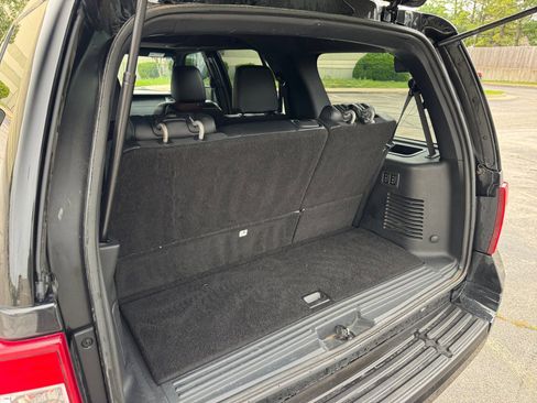 Used 2015 Ford Expedition XLT w/ Equipment Group 202A RWD image 19