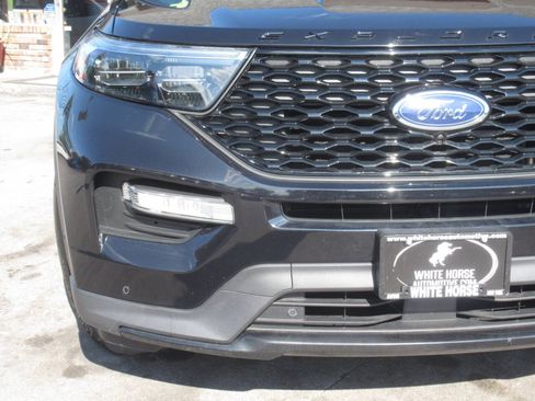 Used 2020 Ford Explorer ST w/ Premium Technology Package AWD/4WD image 3