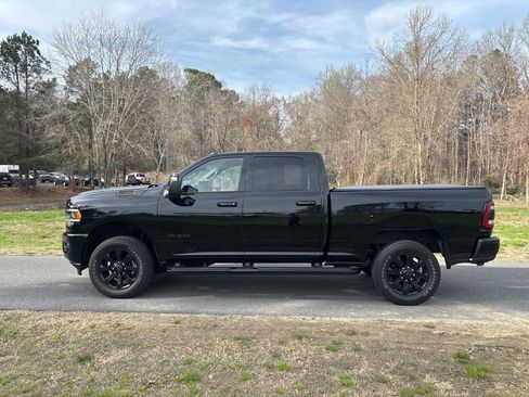 Used 2024 RAM 2500 Big Horn w/ Night Edition image 8