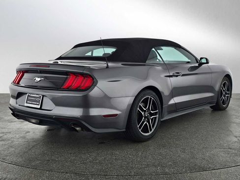 Used 2023 Ford Mustang Premium image 3