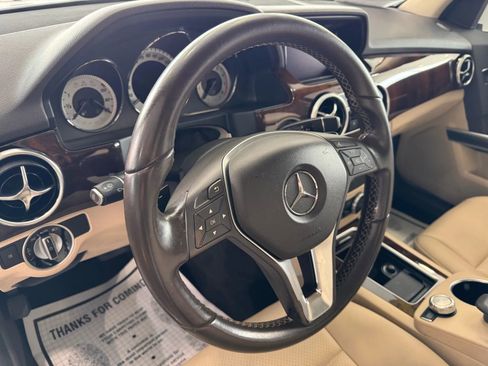 Used 2015 Mercedes-Benz GLK 350 4MATIC image 26