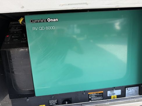 Used 2016 Ford F550 2WD Regular Cab Super Duty image 10