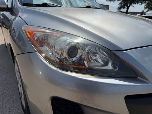 Used 2012 MAZDA MAZDA3 i Sport FWD image 11