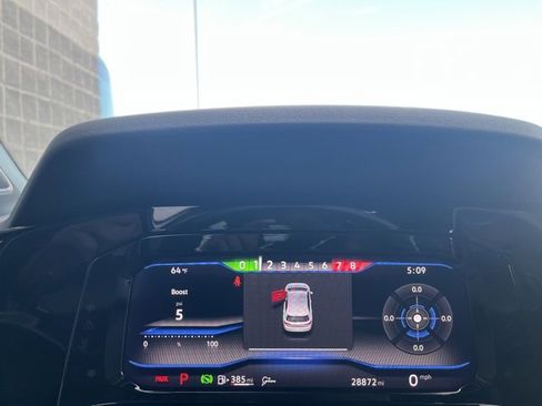 Used 2023 Volkswagen Golf 20th Anniversary Edition image 32