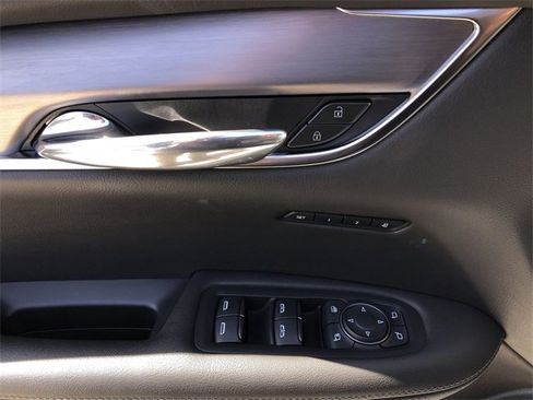 Certified 2023 Cadillac XT6 Luxury image 20