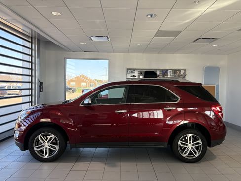 Used 2016 Chevrolet Equinox LTZ w/ Enhanced Convenience Package image 2