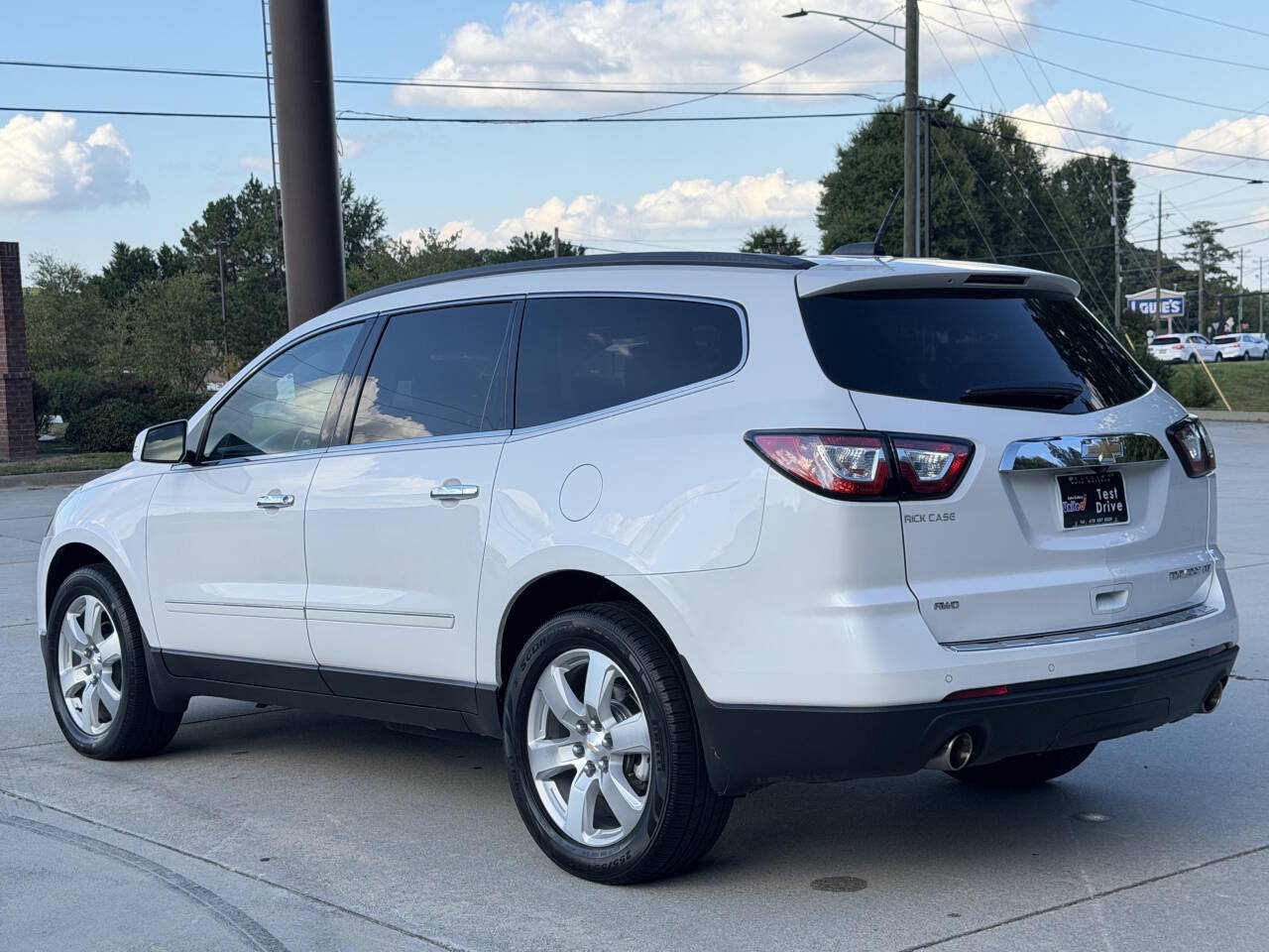 Used 2016 Chevrolet Traverse LTZ AWD/4WD image 26