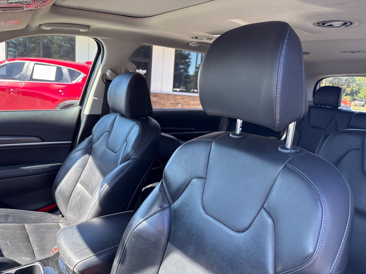 Used 2023 Kia Telluride S w/ S Sunroof Package AWD/4WD image 3