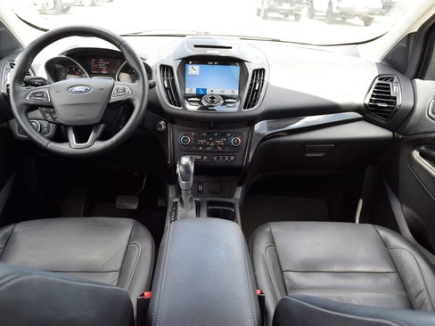 Used 2018 Ford Escape Titanium FWD image 5
