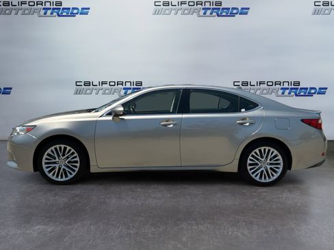 Used 2015 Lexus ES 350 w/ Luxury Package FWD image 8