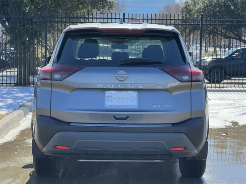 Certified 2023 Nissan Rogue SV image 5