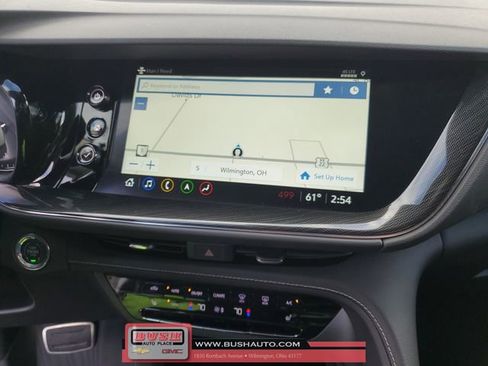 Used 2022 Buick Envision Essence w/ Technology Package I image 28