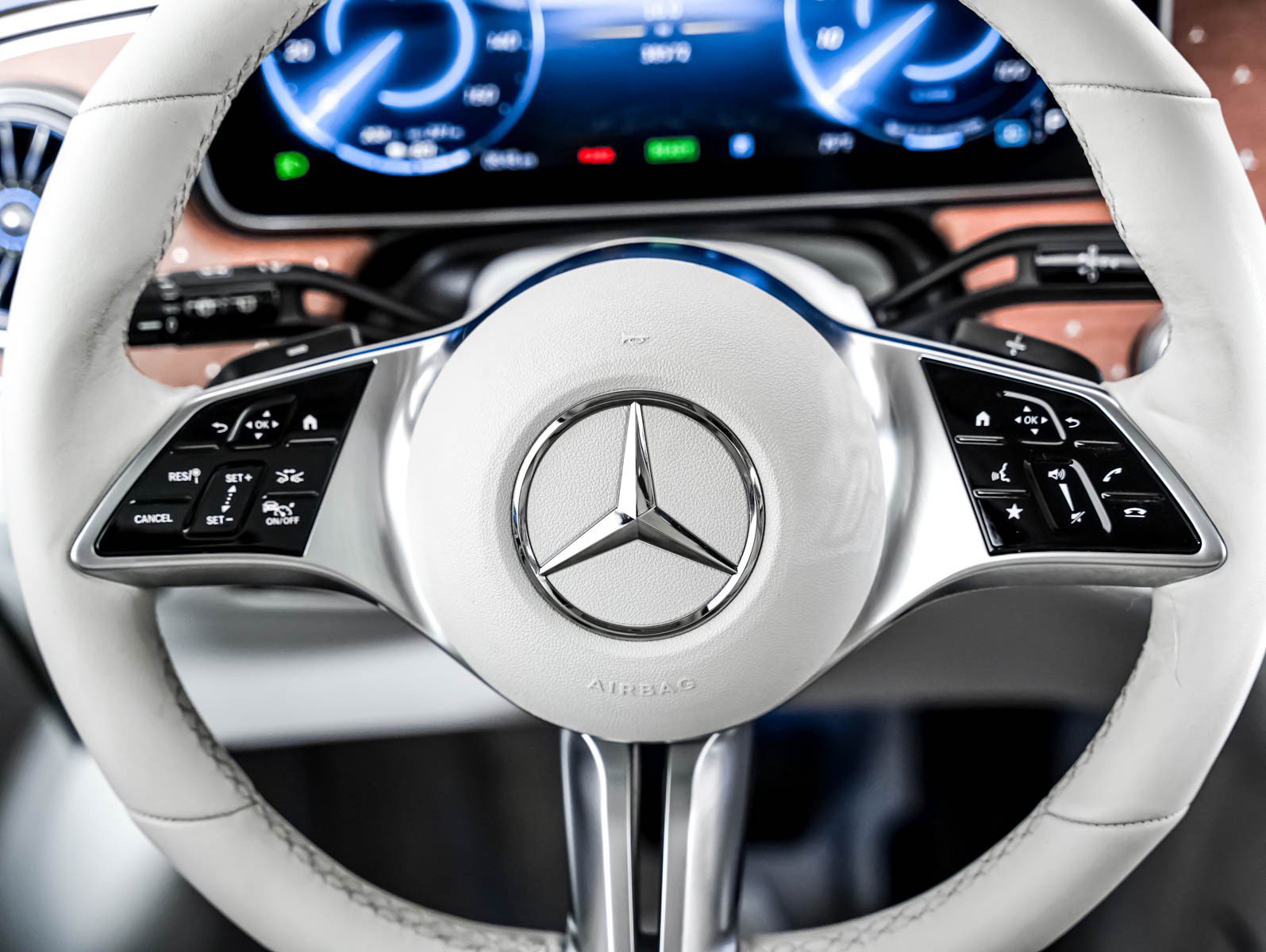 Certified 2023 Mercedes-Benz EQE 500 4MATIC SUV image 11