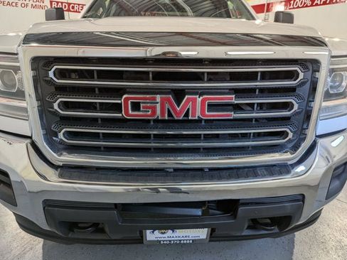 Used 2019 GMC Sierra 2500 4x4 Double Cab w/ Sierra Convenience Package image 50