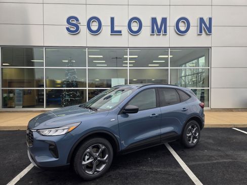New 2026 Ford Escape ST-Line w/ Tech Pack #1 AWD/4WD image 1