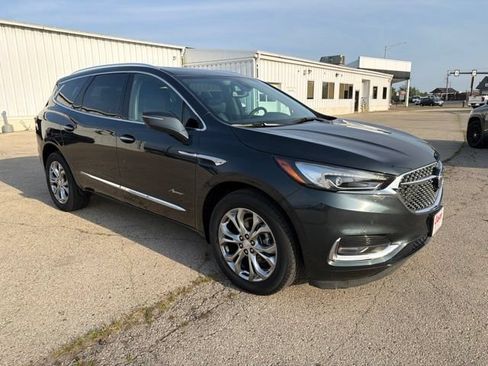 Used 2021 Buick Enclave Avenir w/ Avenir Technology Package AWD/4WD image 7