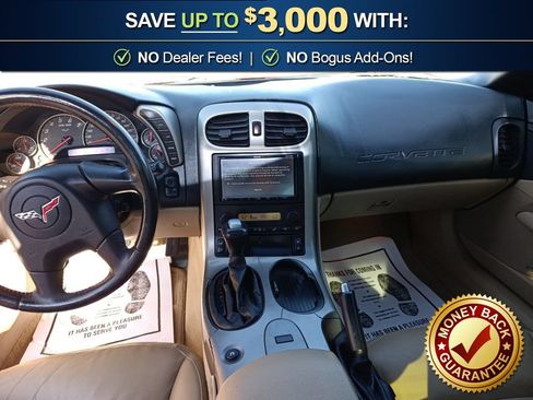 Used 2005 Chevrolet Corvette Coupe w/ Preferred Equipment Group RWD image 17