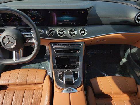 Used 2023 Mercedes-Benz E 450 Cabriolet image 19