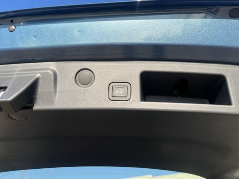 Used 2026 Chevrolet Equinox RS w/ Convenience Package III image 18