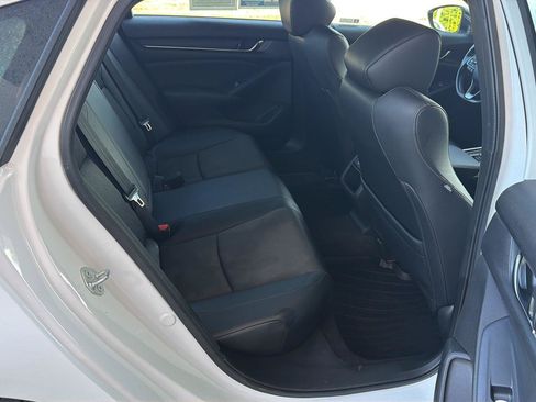Used 2022 Honda Accord Sport image 12