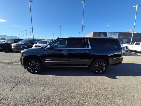 Used 2018 GMC Yukon XL Denali w/ Denali Ultimate Package AWD/4WD image 7