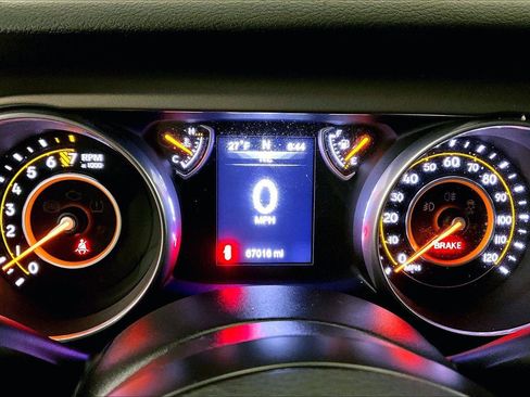 Used 2018 Jeep Wrangler Unlimited Sport S image 19