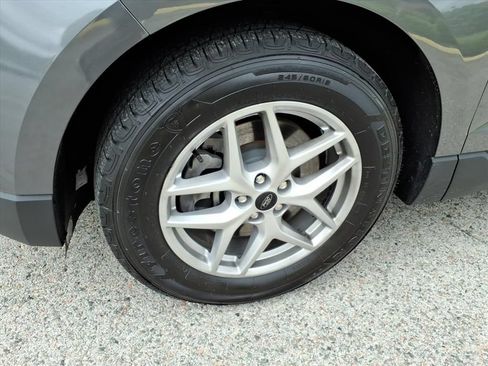 Used 2024 Ford Edge SEL AWD/4WD image 11