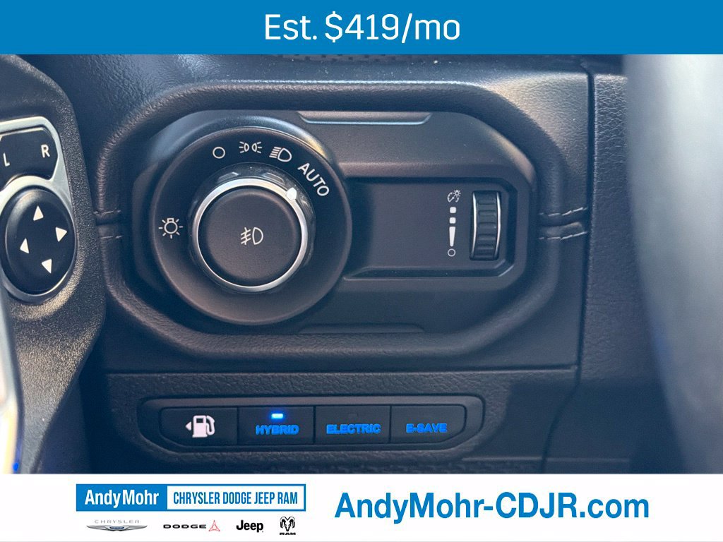 Used 2024 Jeep Wrangler Unlimited Rubicon 4xe AWD/4WD image 29