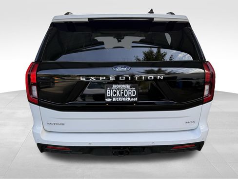 Used 2025 Ford Expedition Max Active image 6