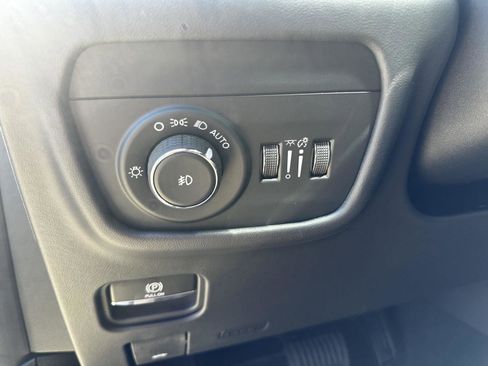 New 2026 Jeep Grand Cherokee Summit AWD/4WD image 17