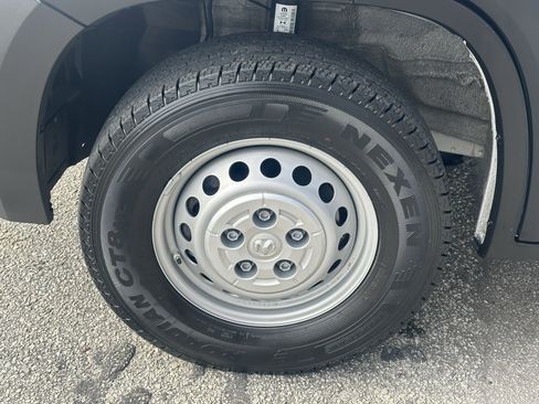 Used 2024 RAM ProMaster 3500 w/ Convenience Group image 13