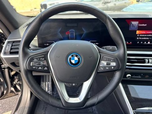Used 2024 BMW i4 eDrive35 w/ Premium Package RWD image 21