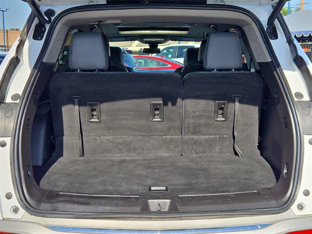 Certified 2021 Buick Enclave Essence w/ Sound and Sites Package FWD image 19