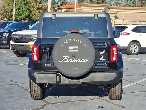 Used 2022 Ford Bronco Outer Banks image 6