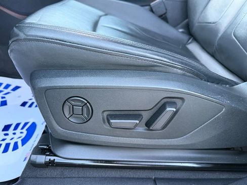 Used 2021 Audi Q3 2.0T Premium Plus w/ Premium Plus Package image 18