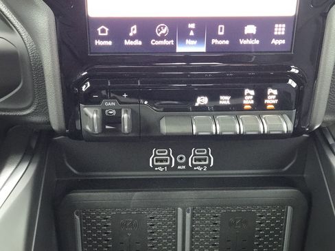 New 2026 RAM 2500 Laramie w/ Night Edition image 17