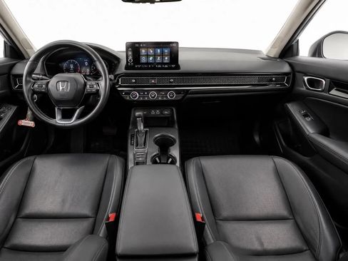 Used 2023 Honda Civic Touring image 12