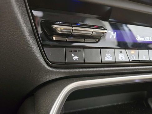 Certified 2025 MAZDA CX-90 3.3 Turbo w/ Preferred Package image 27