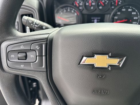 Certified 2024 Chevrolet Silverado 1500 Custom image 25