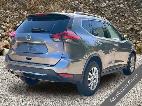 Used 2018 Nissan Rogue SV AWD/4WD image 2