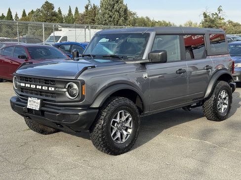 Used 2025 Ford Bronco Big Bend AWD/4WD image 1