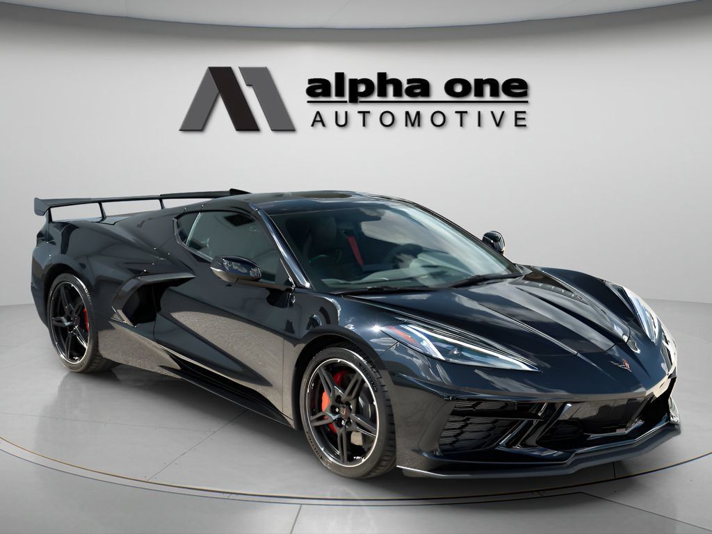 Used 2020 Chevrolet Corvette Stingray Coupe w/ Z51 Performance Package RWD image 4
