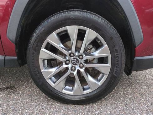 Certified 2019 Toyota RAV4 XLE Premium w/ Advanced Technology Package FWD image 11
