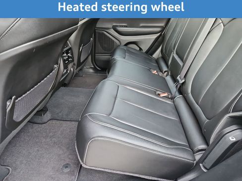 Used 2023 Jeep Grand Cherokee Limited image 21