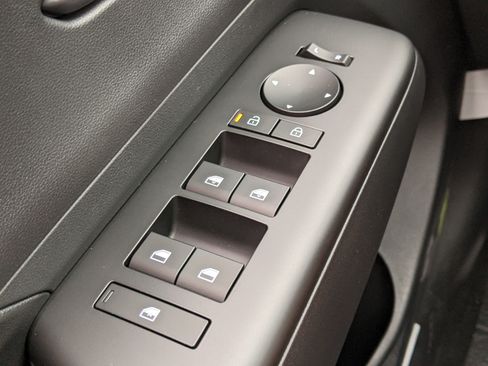 New 2025 Hyundai Kona SEL image 19