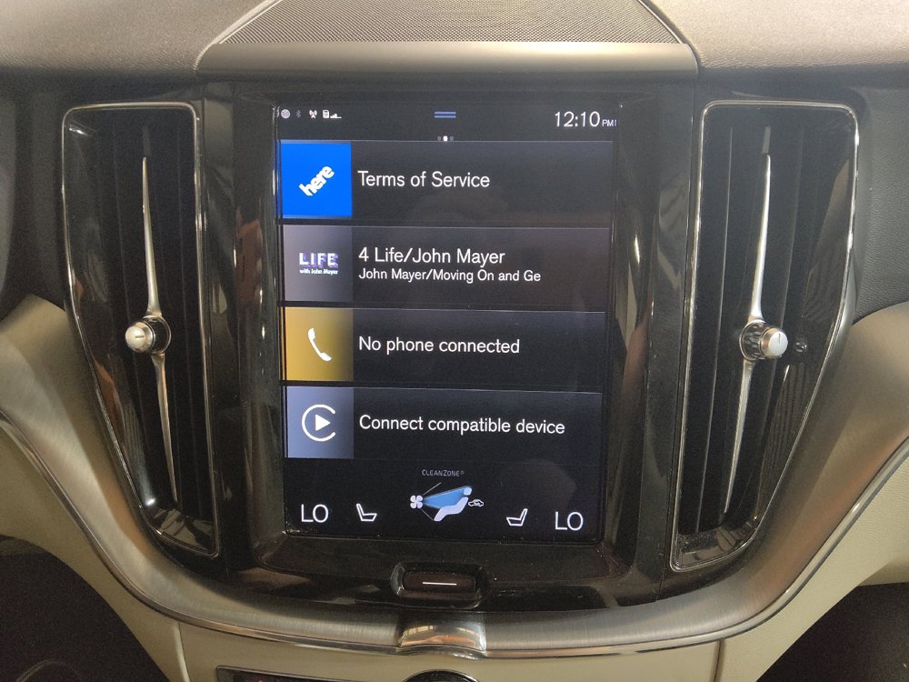 Used 2019 Volvo XC60 T5 Momentum w/ Premium Package AWD/4WD image 25