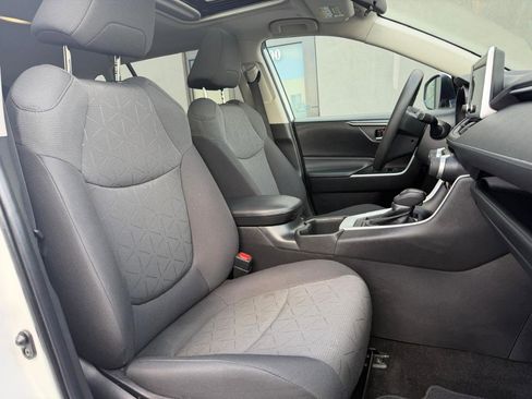 Used 2023 Toyota RAV4 XLE w/ Convenience Package image 25