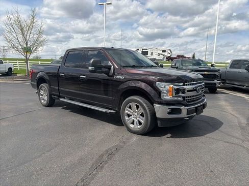 Used 2018 Ford F150 XLT w/ Equipment Group 302A Luxury image 3