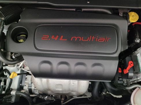 Used 2021 Jeep Compass Sport image 30